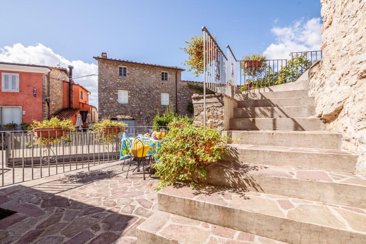 Al Giardino Degli Ulivi Pensionat Santa Maria Albiano Exteriör bild